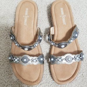 Minnetonka Women Sandals
